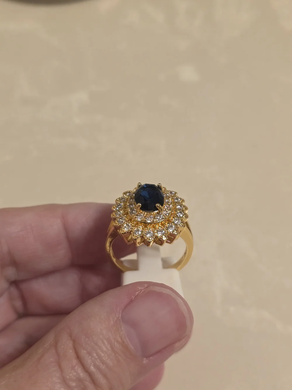 N/A elegant gold